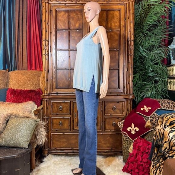 Marla Wynne Blue Side Ribbed Side Slit Sweater Tank - Picture 5 of 13